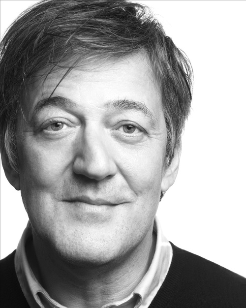 http://st.kinopoisk.ru/im/kadr/1/2/0/kinopoisk.ru-Stephen-Fry-1205094.jpg