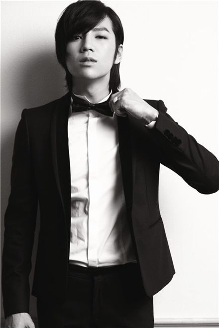 http://st.kinopoisk.ru/im/kadr/1/2/2/kinopoisk.ru-Jang-Keun-Seok-1229134.jpg
