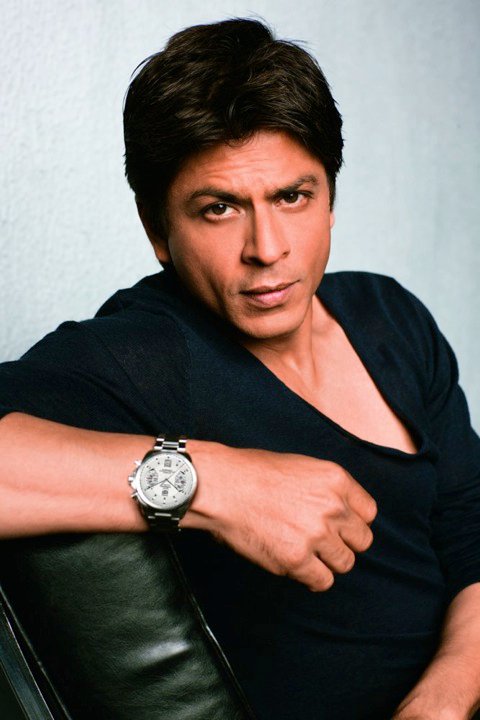 http://st.kinopoisk.ru/im/kadr/1/2/9/kinopoisk.ru-Shahrukh-Khan-1292041.jpg