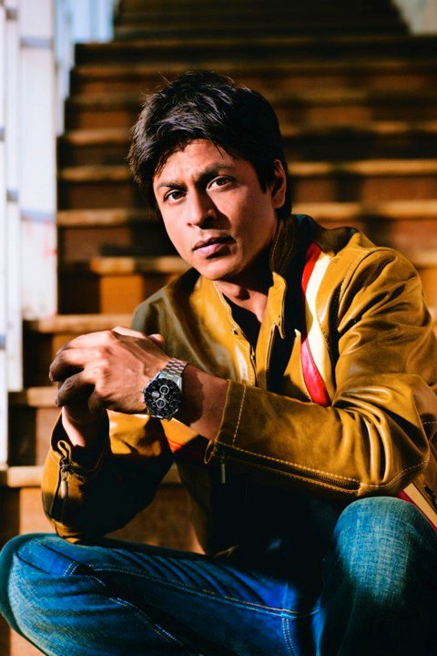 http://st.kinopoisk.ru/im/kadr/1/2/9/kinopoisk.ru-Shahrukh-Khan-1292044.jpg