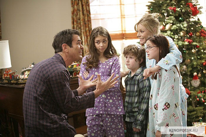 kinopoisk.ru-Modern-Family-1610831.jpg