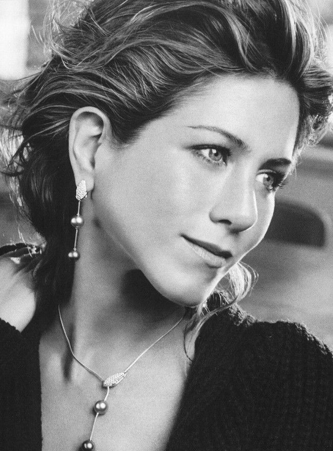 kinopoisk.ru-Jennifer-Aniston-395503.jpg