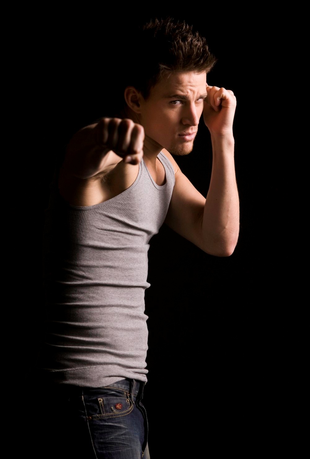 http://st.kinopoisk.ru/im/kadr/5/3/0/kinopoisk.ru-Channing-Tatum-530326.jpg