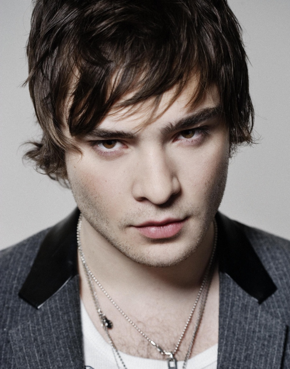 kinopoisk.ru-Ed-Westwick-849926.jpg