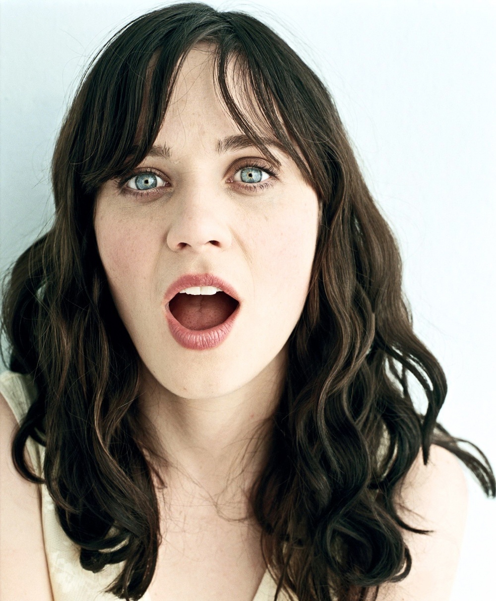 kinopoisk.ru-Zooey-Deschanel-887852.jpg