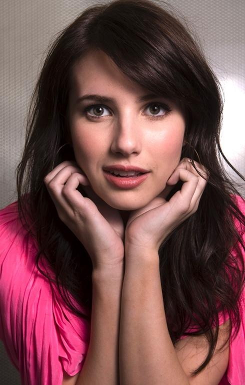 kinopoisk.ru-Emma-Roberts-941802.jpg
