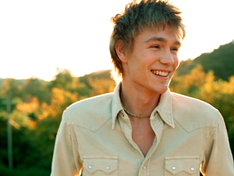 http://st.kinopoisk.ru/im/wallpaper/5/4/4/kinopoisk.ru-Chad-Michael-Murray-544193--w--800.jpg