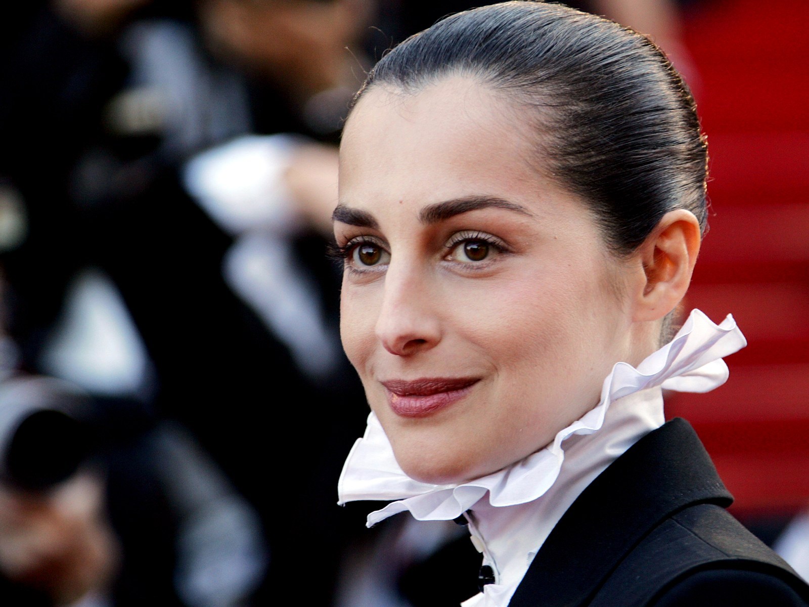 asked about the naked girl: Amira Casar - Rocco Siffredi