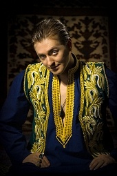 http://st.kinopoisk.ru/images/kadr/sm_1291990.jpg