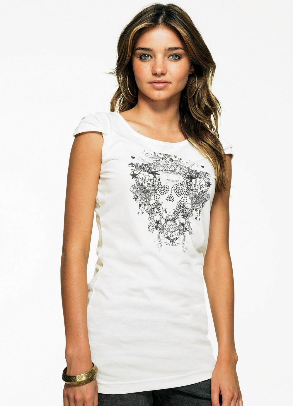 http://st.kinopoisk.ru/im/kadr/1/1/2/kinopoisk.ru-Miranda-Kerr-1124237.jpg