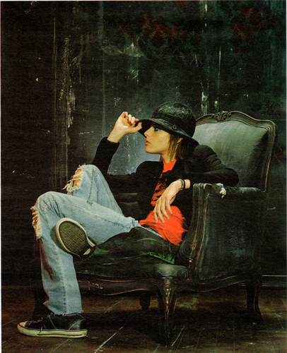 http://st.kinopoisk.ru/im/kadr/1/1/5/kinopoisk.ru-Katherine-Moennig-1154638.jpg