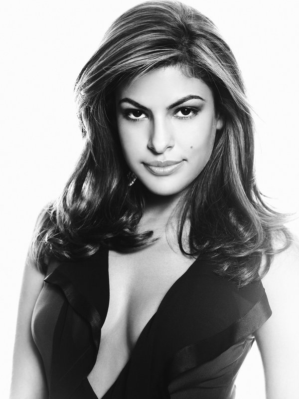 http://st.kinopoisk.ru/im/kadr/2/3/6/kinopoisk.ru-Eva-Mendes-236840.jpg