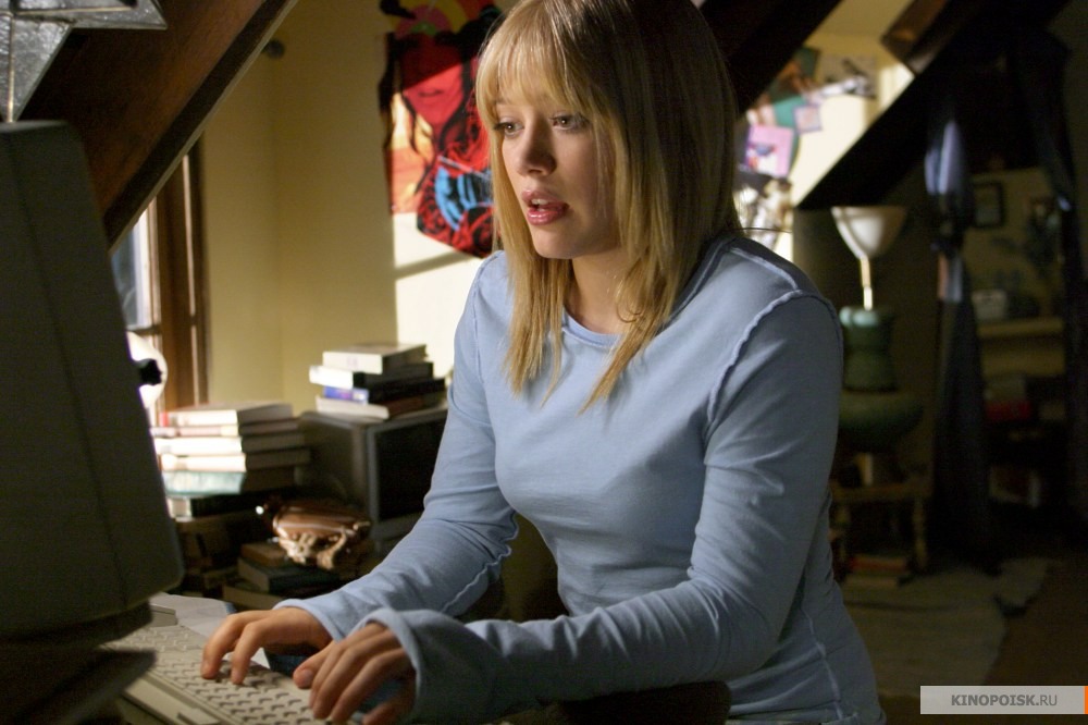 http://st.kinopoisk.ru/im/kadr/4/3/3/kinopoisk.ru-A-Cinderella-Story-43308.jpg