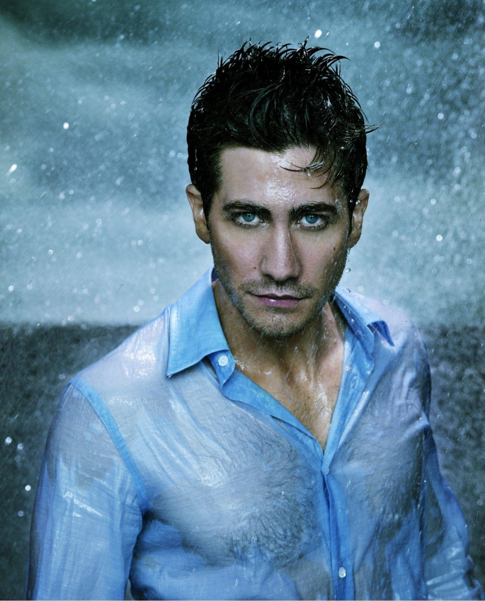 http://st.kinopoisk.ru/im/kadr/8/0/0/kinopoisk.ru-Jake-Gyllenhaal-800584.jpg